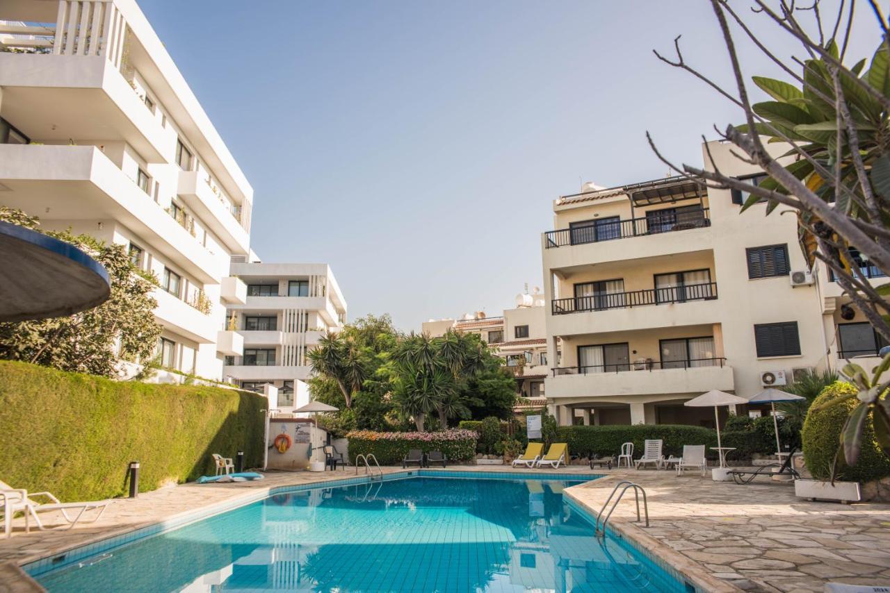 One Bedroom In In Good Location *